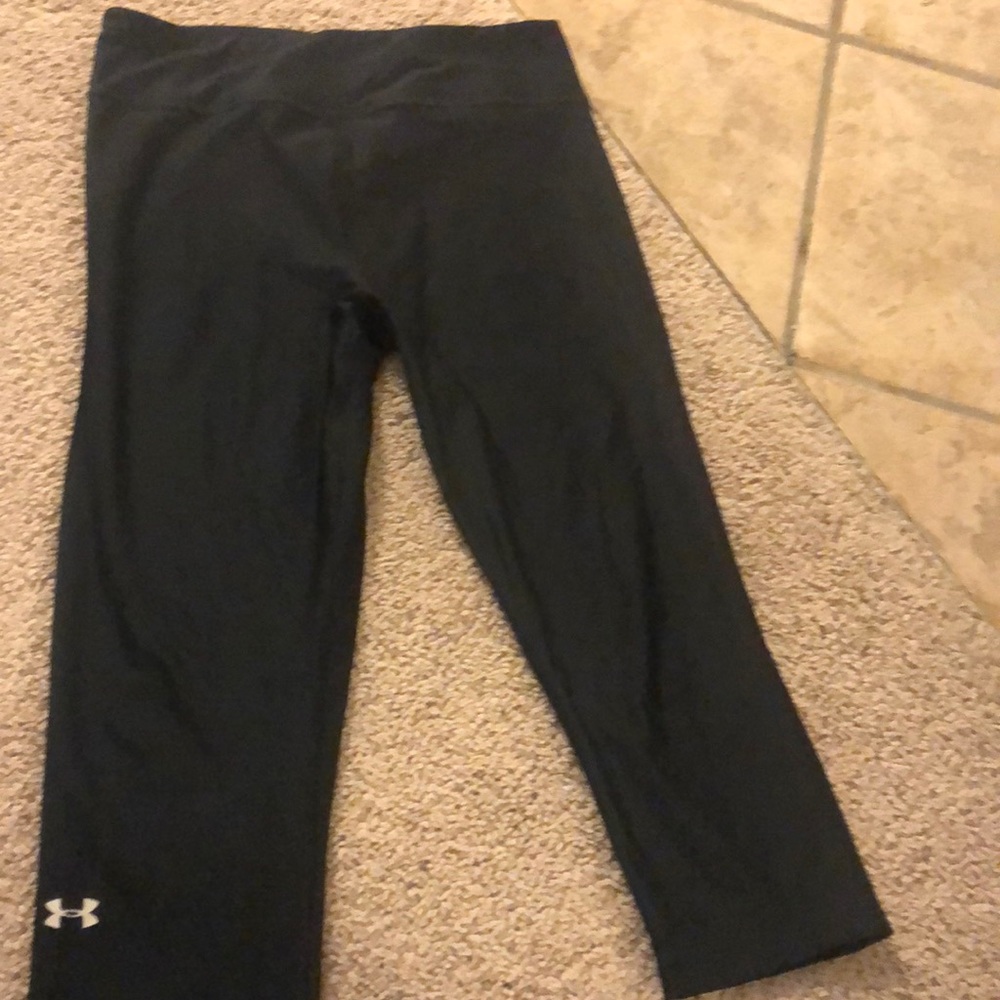 Under Armour heat gear compression capris